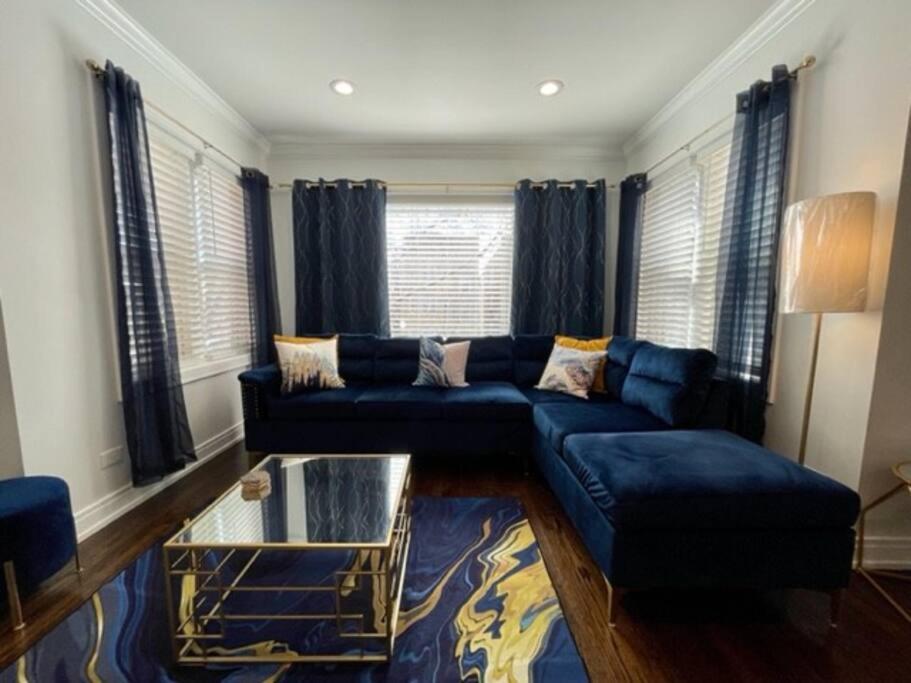 The Blue Golden Luxury Modern 3- Bedroom Apartment In Chicago Dış mekan fotoğraf