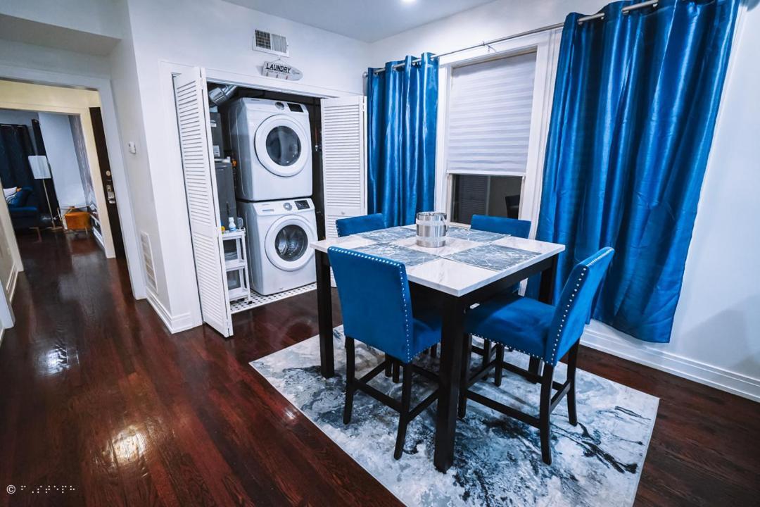 The Blue Golden Luxury Modern 3- Bedroom Apartment In Chicago Dış mekan fotoğraf